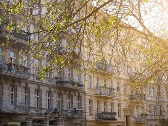 Comment échapper à la hausse de la taxe foncière avec la nue-propriété