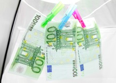 Informer sur l’entrée en vigueur de l’impôt minimum des très grandes entreprises