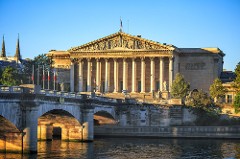 Censure du gouvernement : quel impact sur le déficit public ?