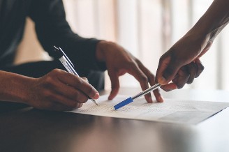 Investissement en immobilier géré : ce qu'il faut analyser dans le bail