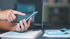 Impôts : la déclaration de revenus sur smartphone est enrichie