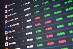 Économie : les géants du CAC 40 dans le vert malgré les crises