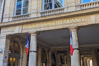 Frais bancaires sur succession : le Conseil constitutionnel a tranché